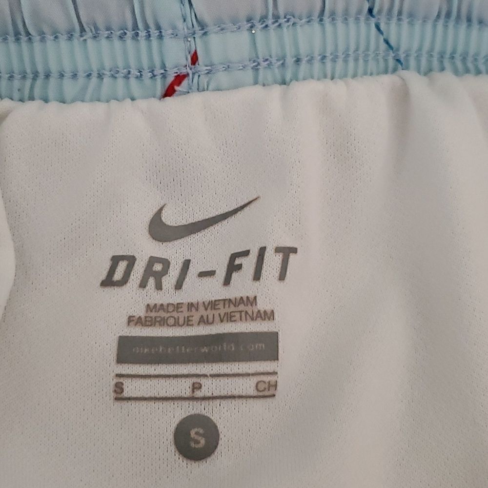 Boy's Nike Dri-fit Swim Shorts Size Small - Picture 6 of 7